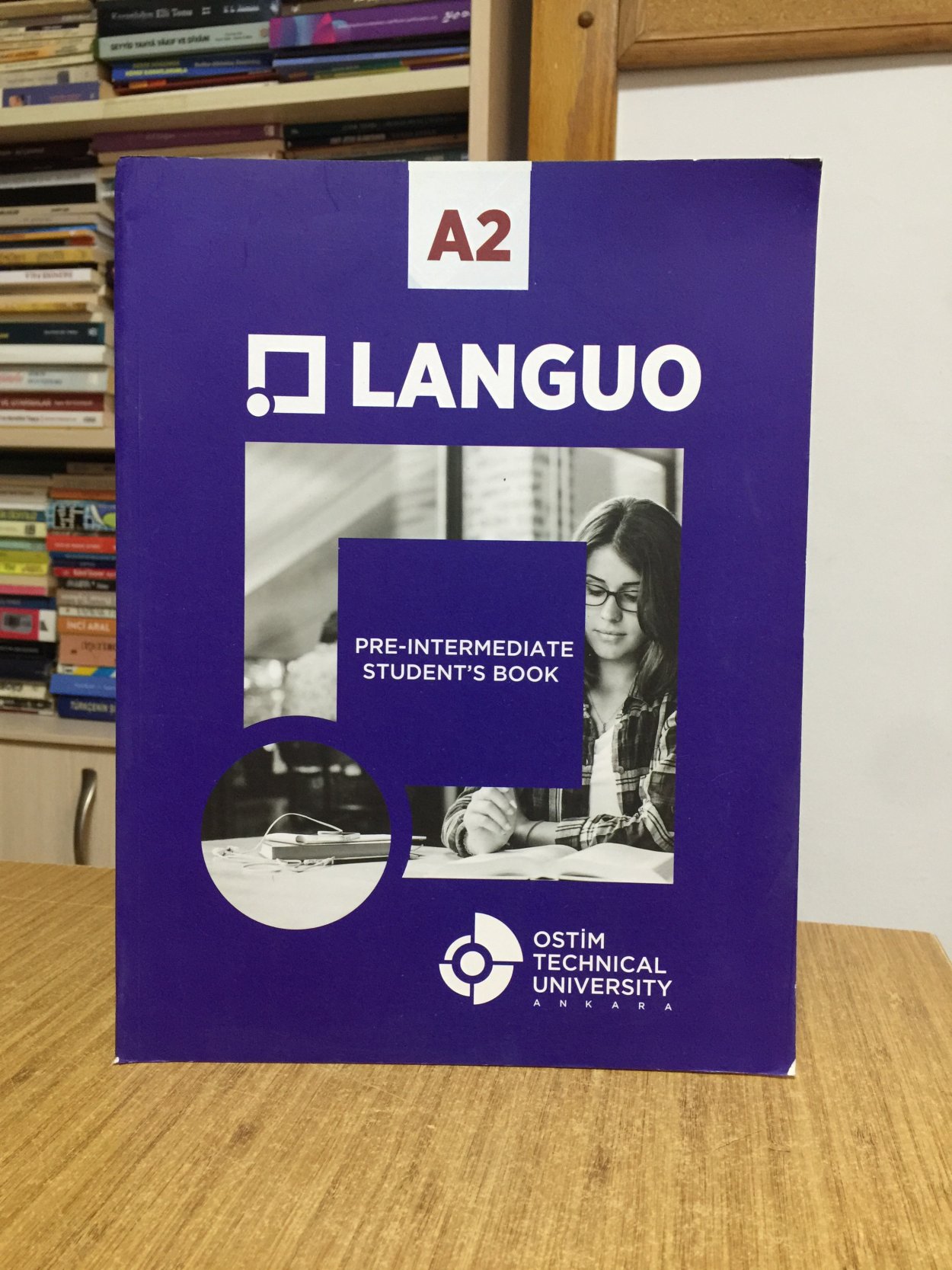 LANGUO A2 PRE - INTERMEDIATE STUDENT'S BOOK