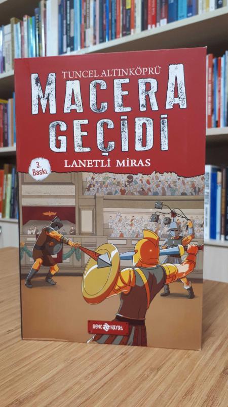 Macera Geçidi - Lanetli Miras