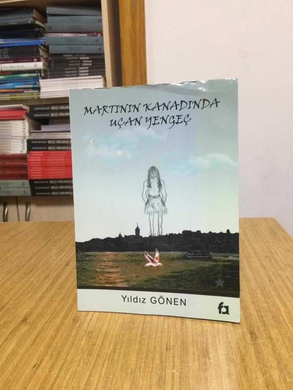Martının Kanadında Uçan Yengeç - Yıldız Gönen