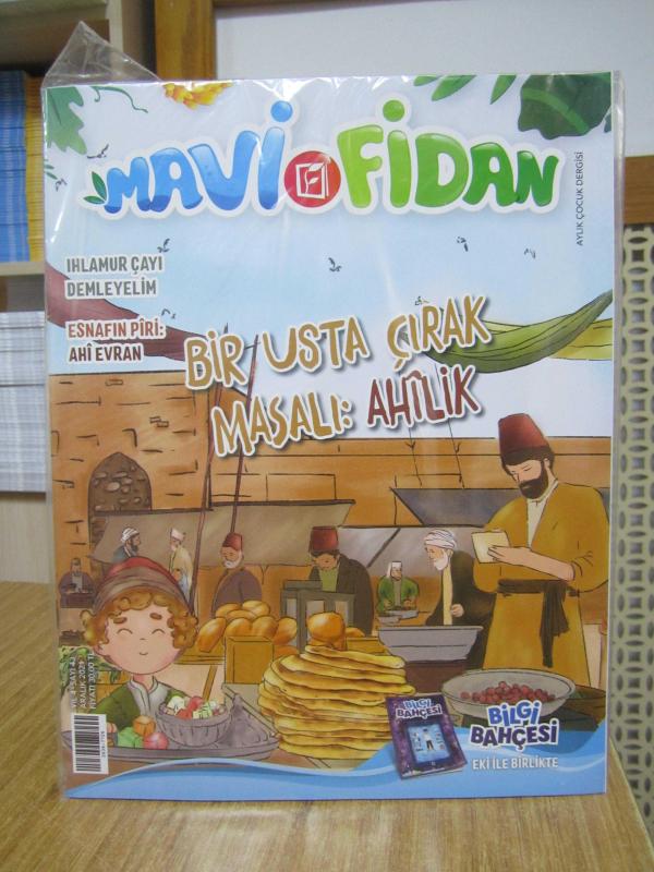MAVİ FİDAN Aylık Çocuk Dergisi - Sayı 43 - Aralık 2021 [ Ekleri ile Birlikte ]
