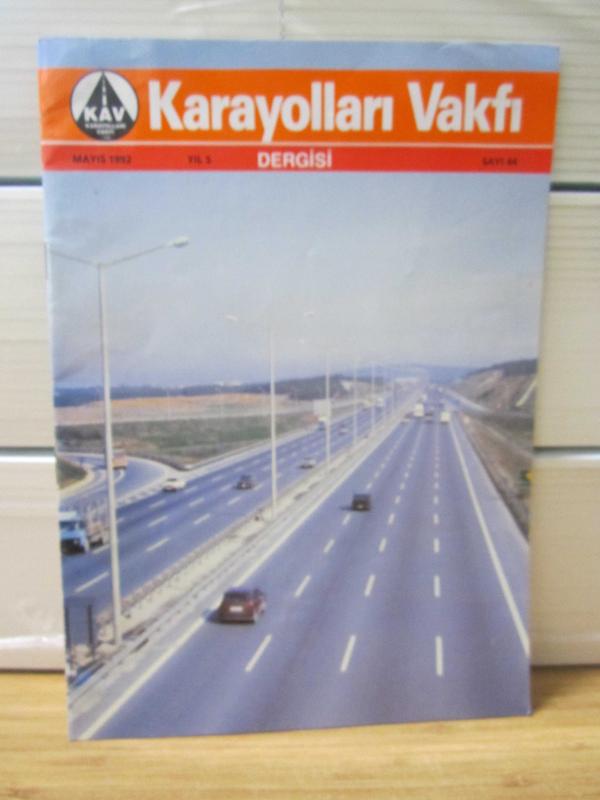 MEMLEKET Siyasi Yorum ve Aktüalite Dergisi - 15 Aralık 1975 - Sayı 118 - Memleket Basın Araştırması Yayın Ajansı ( Faik Kılıç )