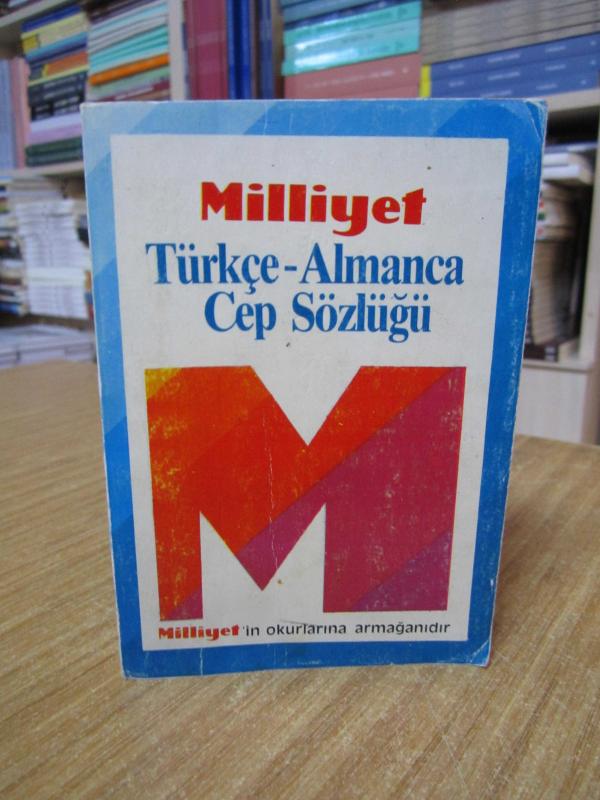 Milliyet TÜRKÇE-ALMANCA Cep Sözlüğü