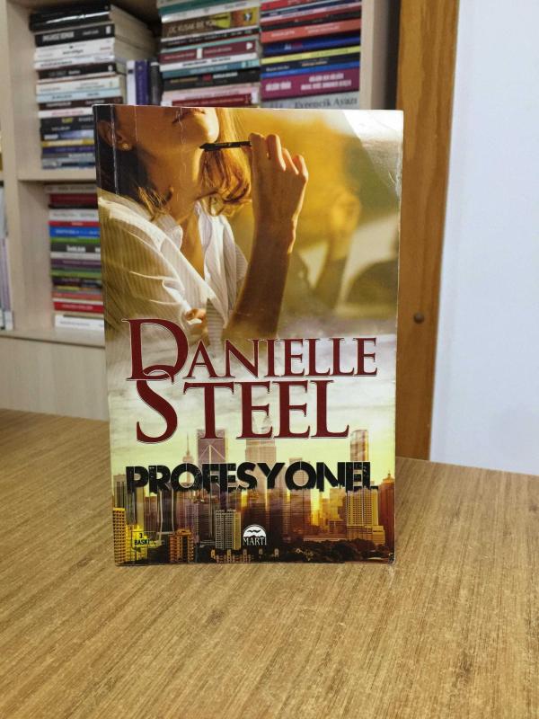Profesyonel - Danielle Steel