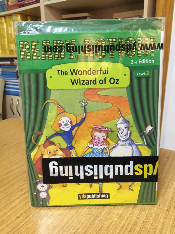 Ready Action Level 3 The Wonderful Wizard of Oz with Workbook & Stickers YDS Publishing