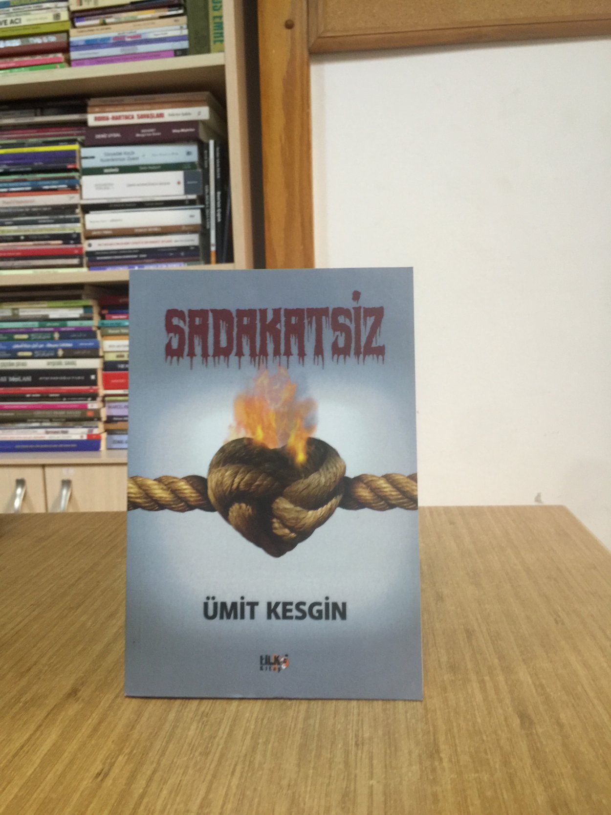 Sadakatsiz - Ümit Kesgin