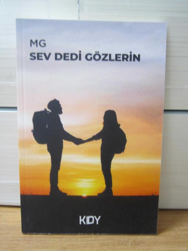 Sev Dedi Gözlerin