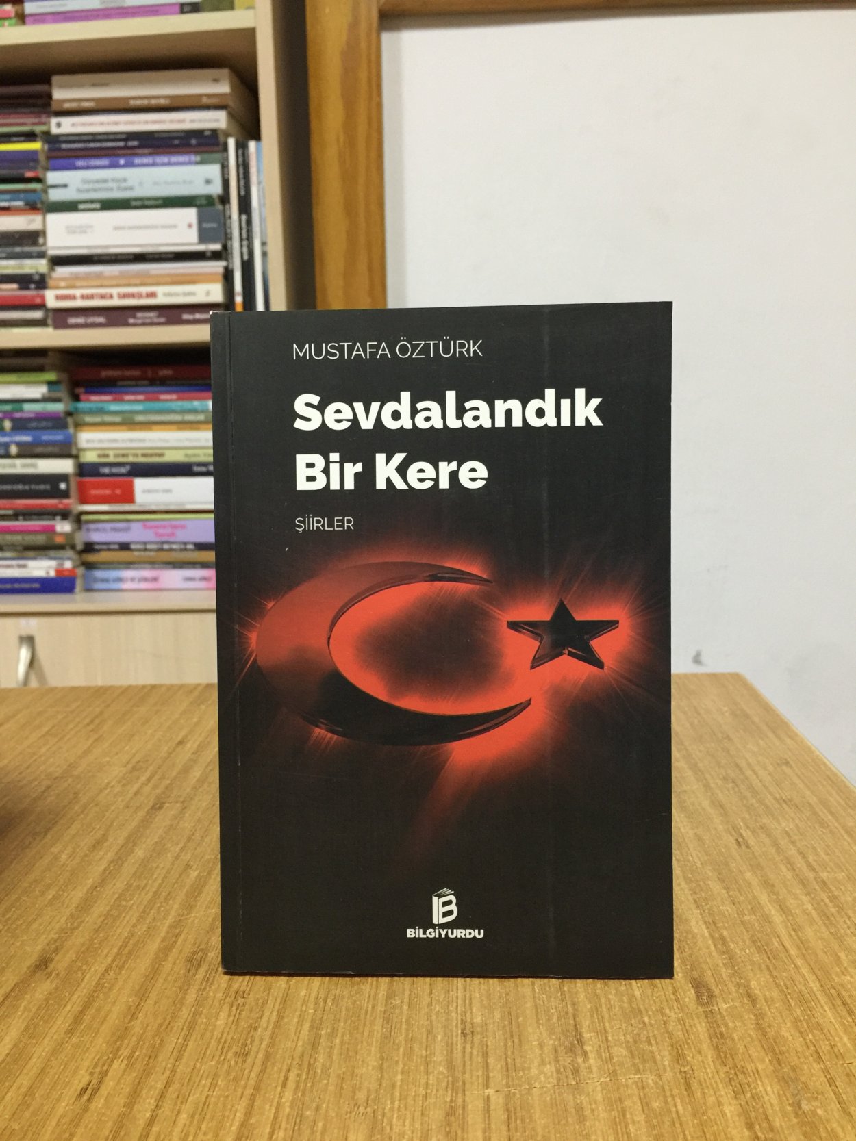 Sevdalandık Bir Kere - Mustafa Öztürk