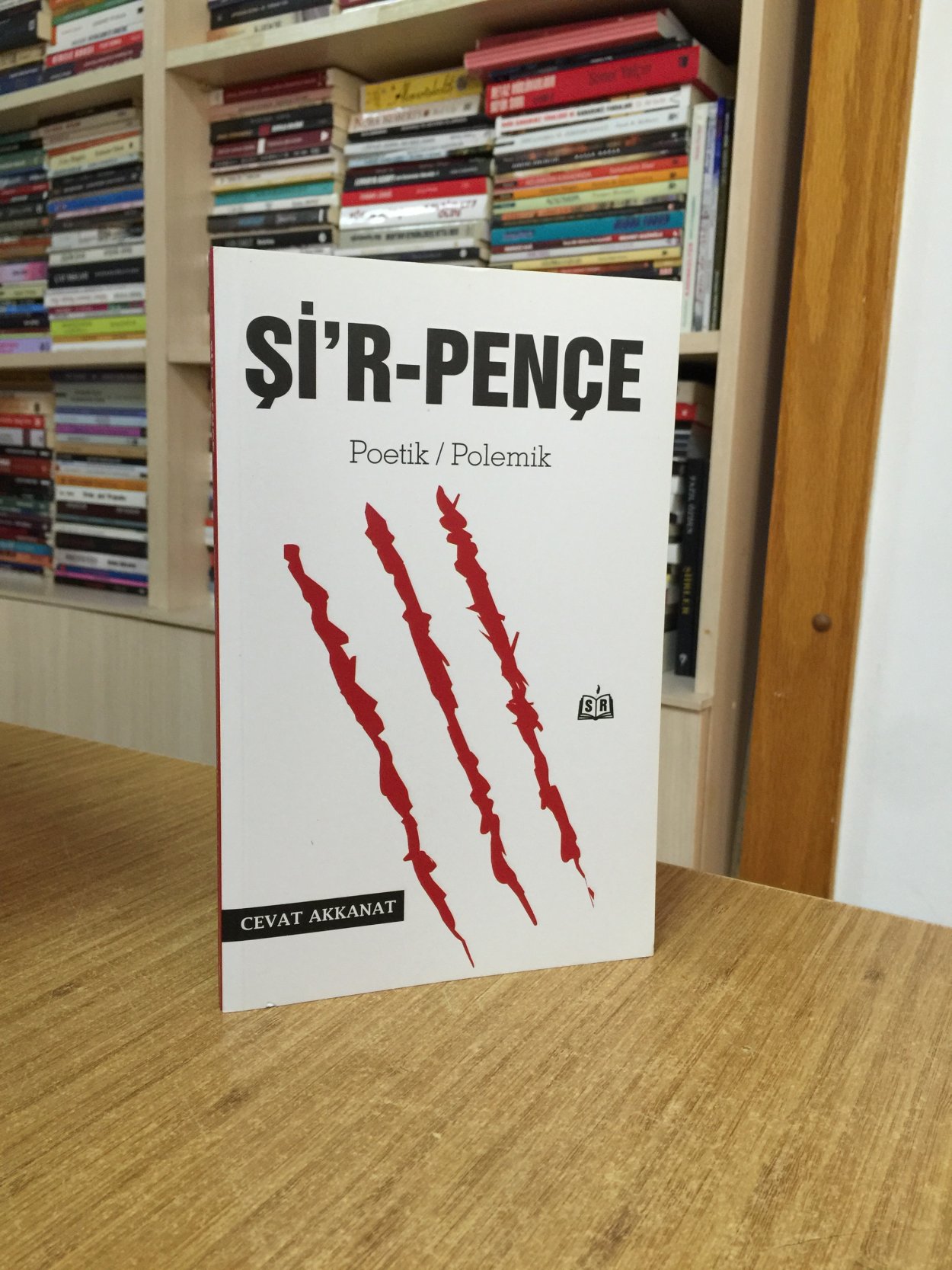 Şi'r-Pençe - Cevat Akkanat