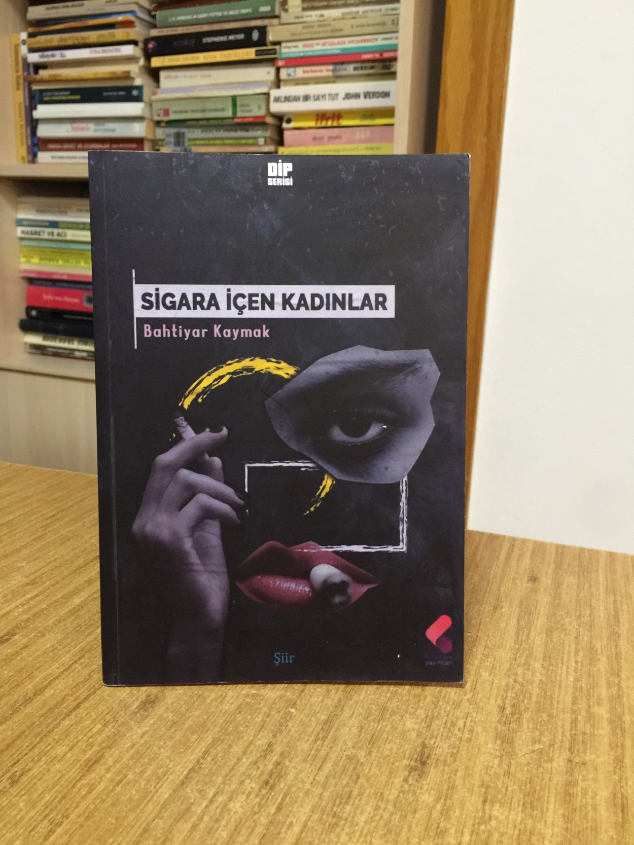 Sigara İçen Kadınlar - Bahtiyar Kaymak