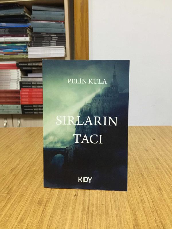 Sırların Tacı - Pelin Kula