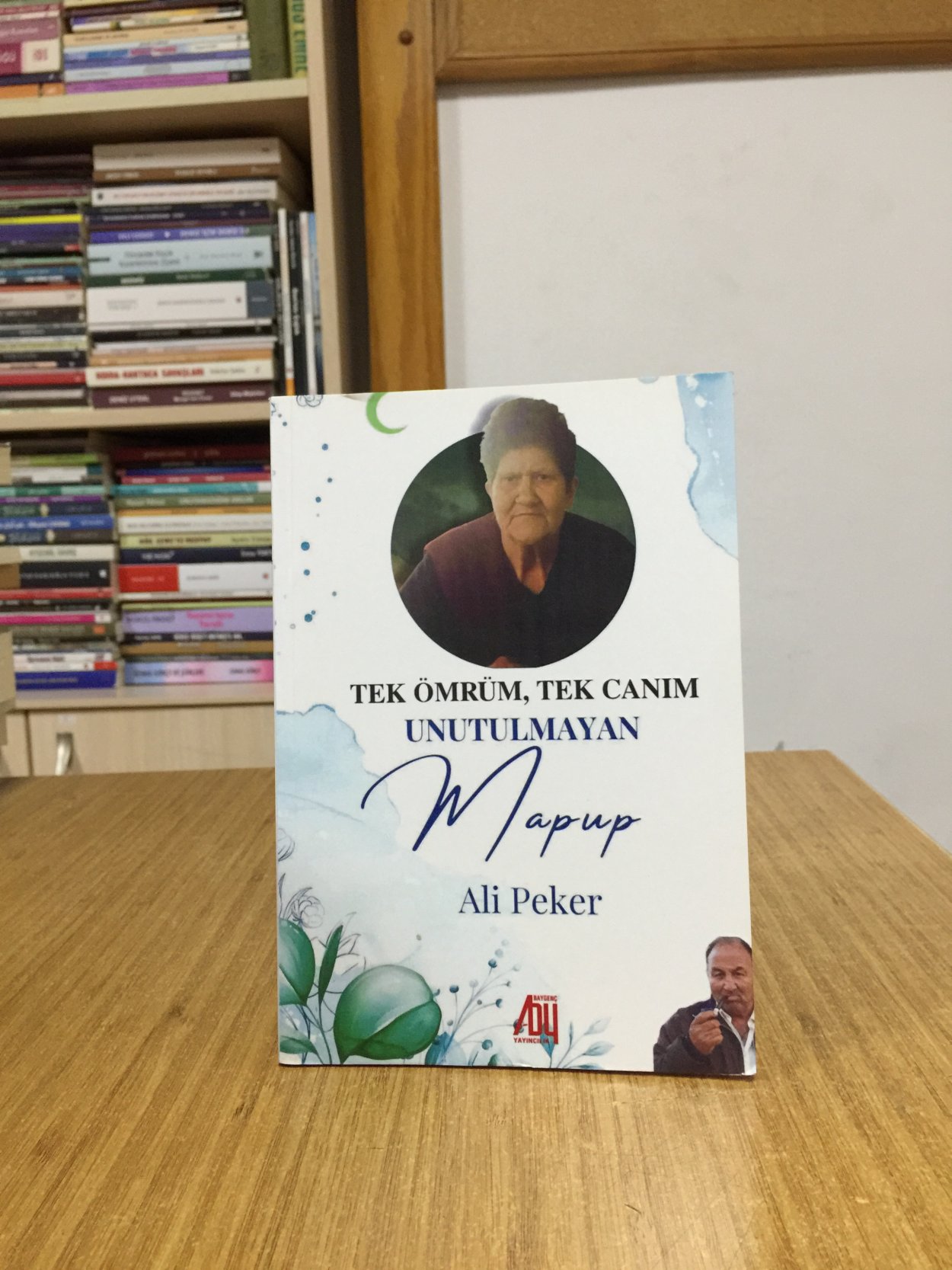 Tek Ömrüm Tek Canım Unutulmayan - Ali Peker