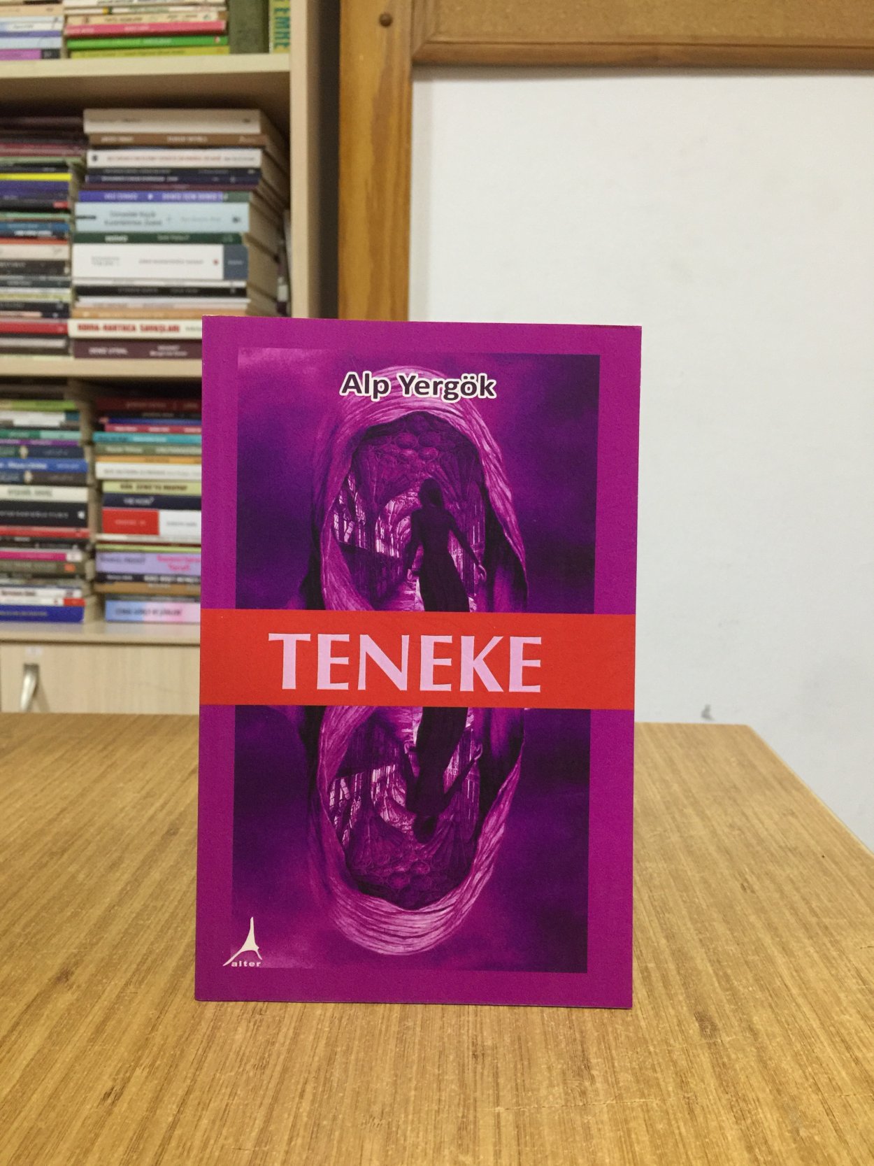 Teneke - Alp Yergök
