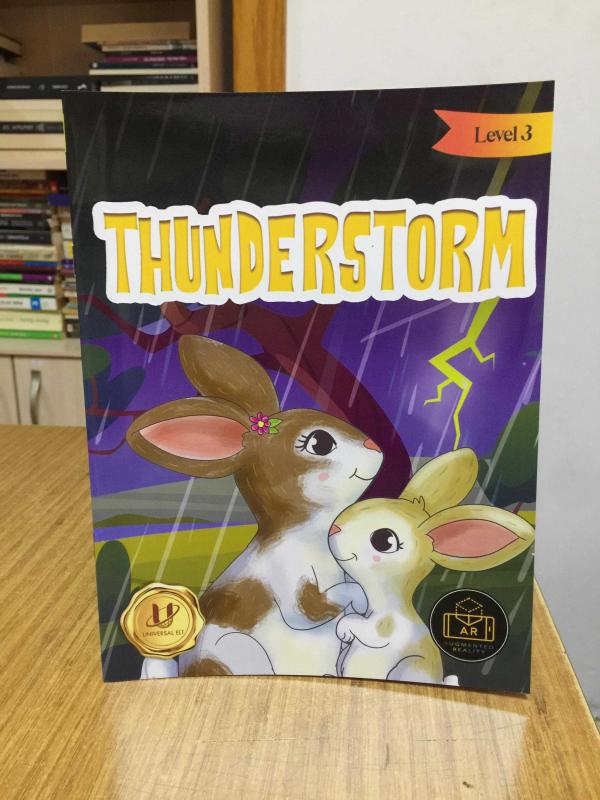 Thunderstorm Level 3 UNIVERSAL ELT (İlkokul ve Ortaokul Öğrencilerine Yönelik İngilizce Hikaye Kitabı)