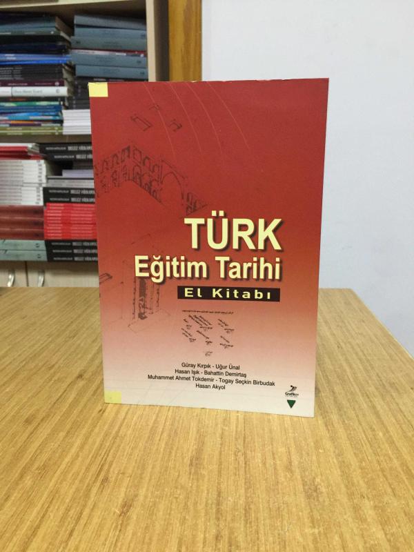 Türk Eğitim Tarihi El Kitabı (2016)