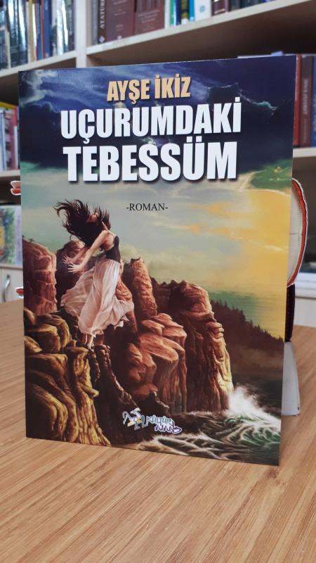 Uçurumdaki Tebessüm