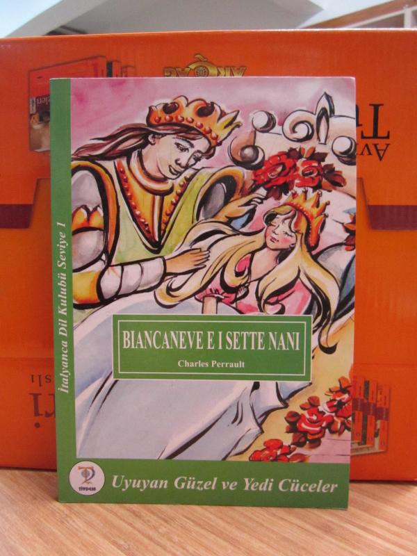 Uyuyan Güzel ve Yedi Cüceler (İtalyanca) / Biancaneve E I Sette Nani