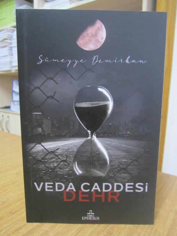 Veda Caddesi 4 Dehr - Sümeyye Demirkan [Karton Kapak]