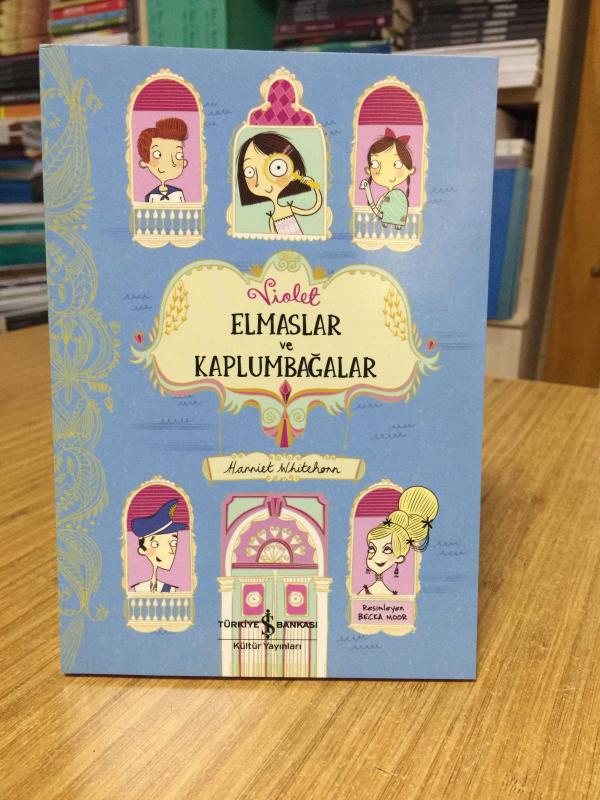 Violet Elmaslar ve Kaplumbağalar