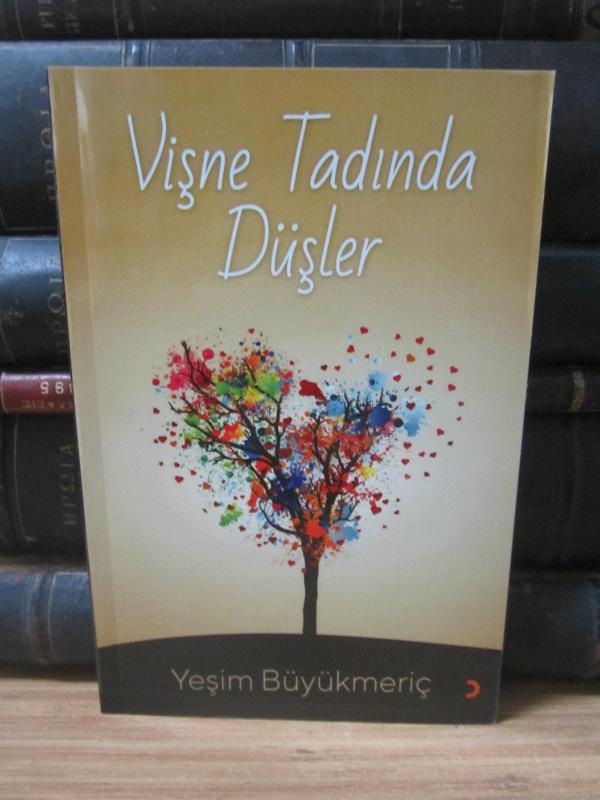 Vişne Tadında Düşler