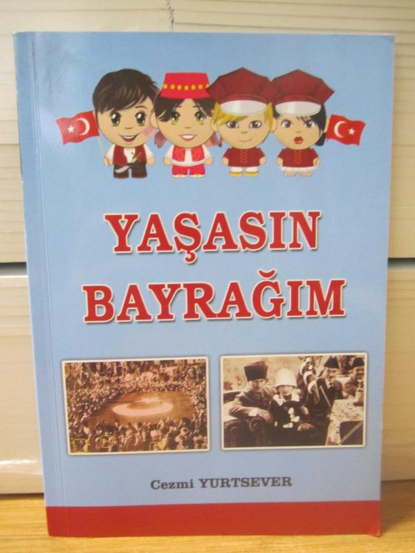 Yaşasın Bayrağım - Cezmi Yurtsever