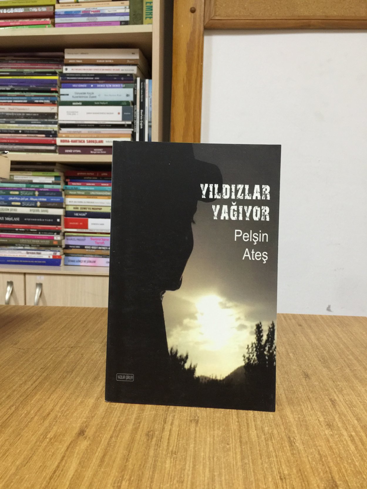 Yıldızlar Yağıyor - Pelşin Ateş