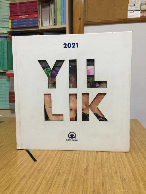 Yıllık 2021 (Ciltli) Anadolu Ajansı