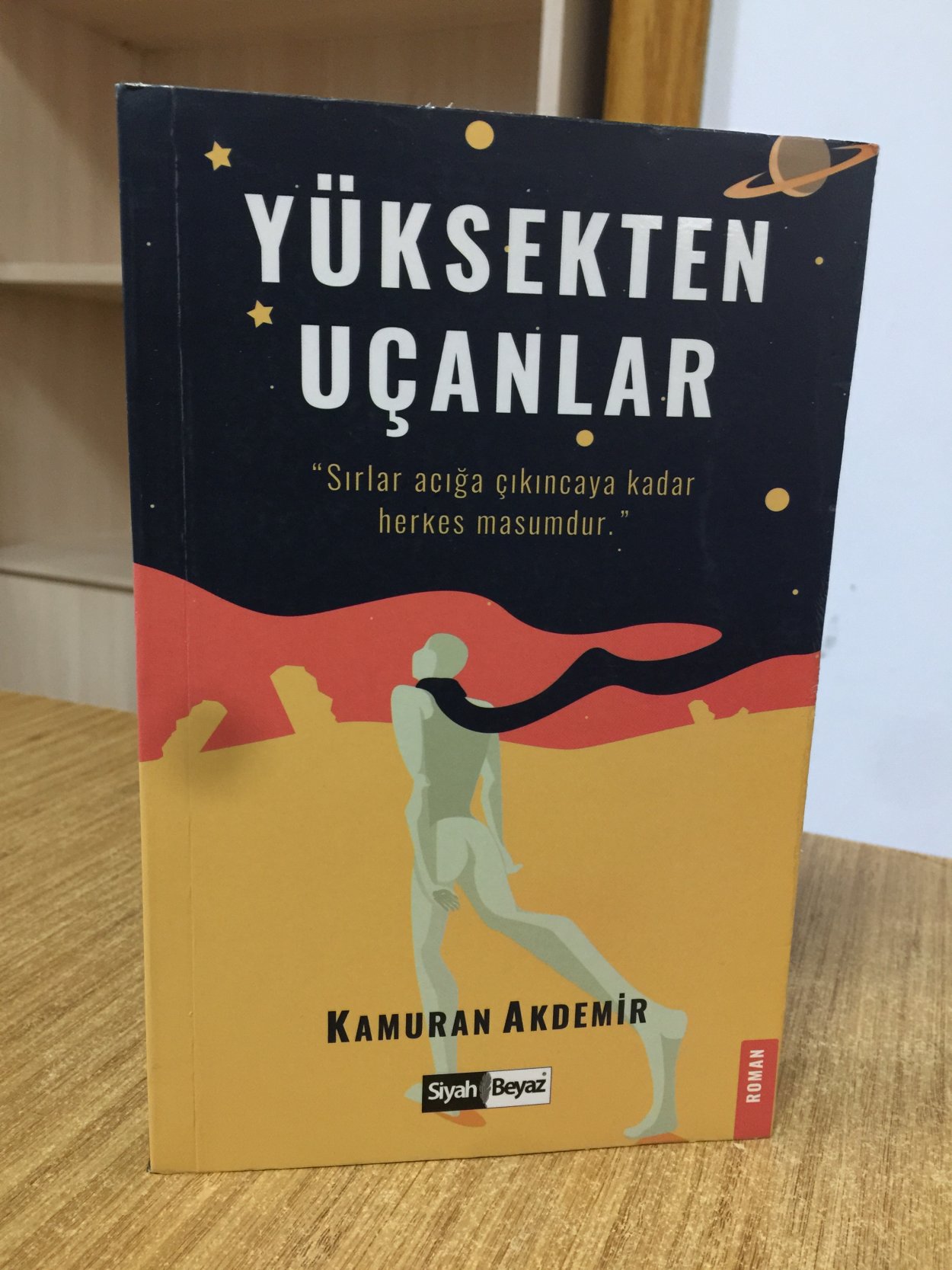 Yüksekten Uçanlar - Kamuran Akdemir