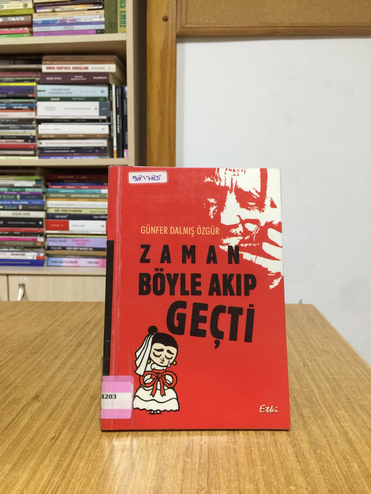 Zaman Böyle Akıp Geçti - Günfer Dalmış Özgür